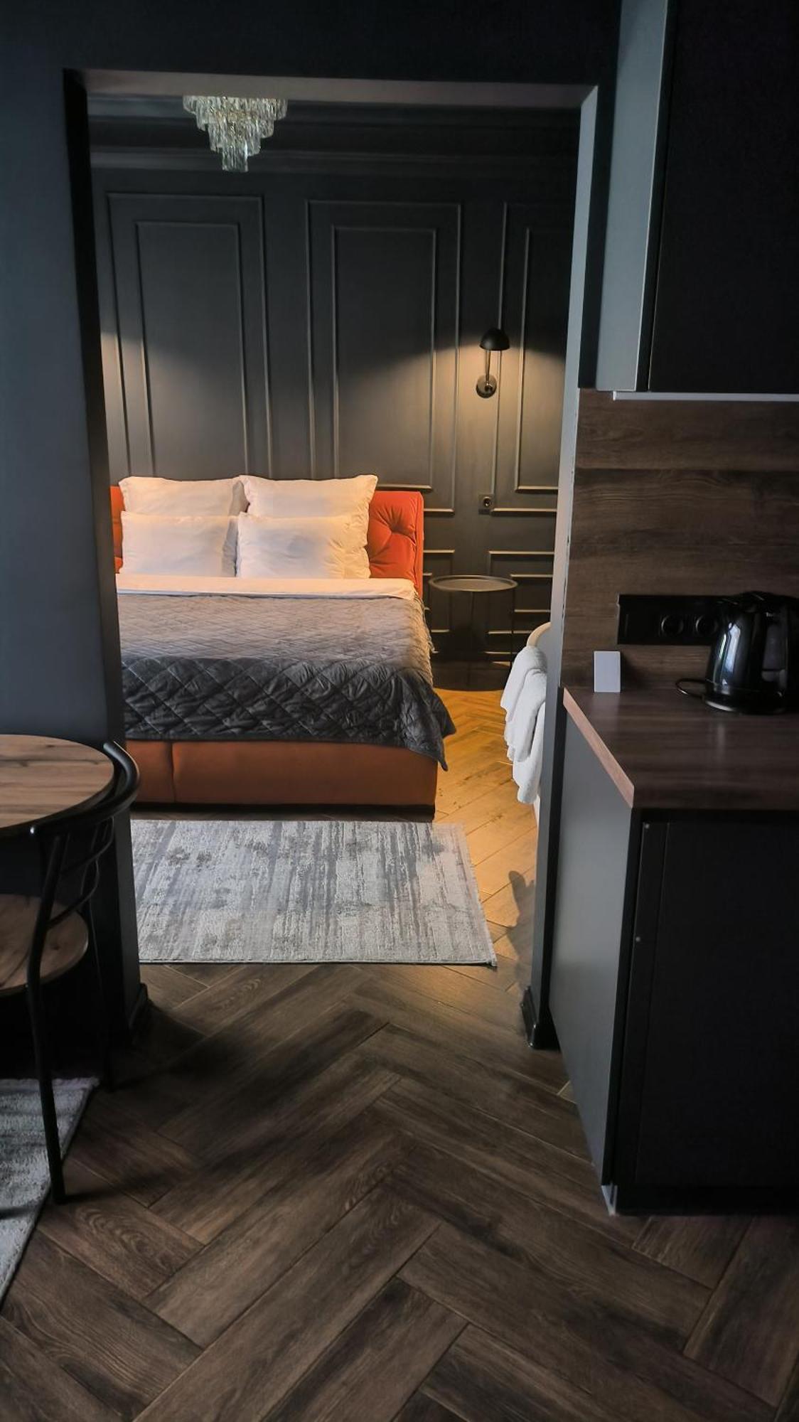Central Gate Apartment แชร์นิฟซี ภายนอก รูปภาพ